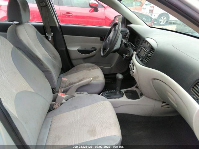 Photo 4 VIN: KMHCN4AC9AU397552 - HYUNDAI ACCENT 