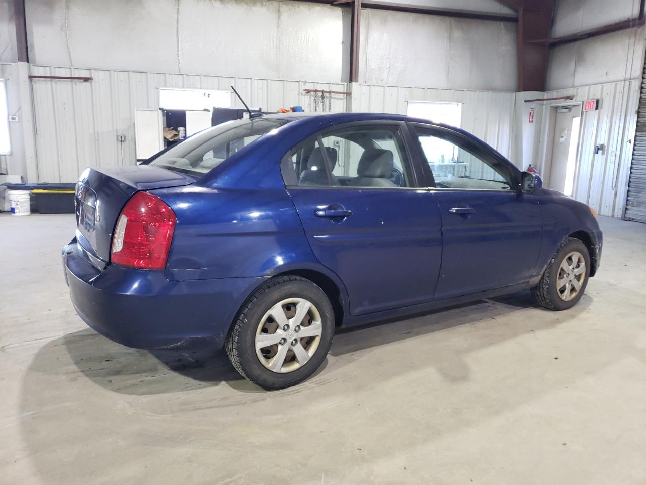 Photo 2 VIN: KMHCN4ACXAU420224 - HYUNDAI ACCENT 