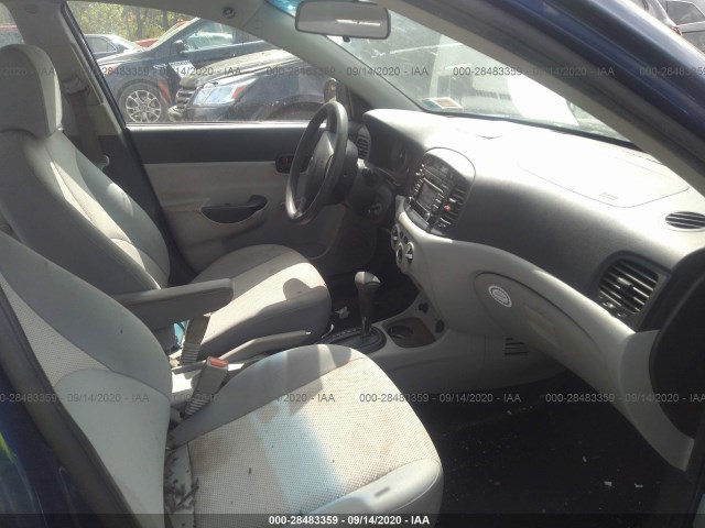 Photo 4 VIN: KMHCN4ACXAU485252 - HYUNDAI ACCENT 