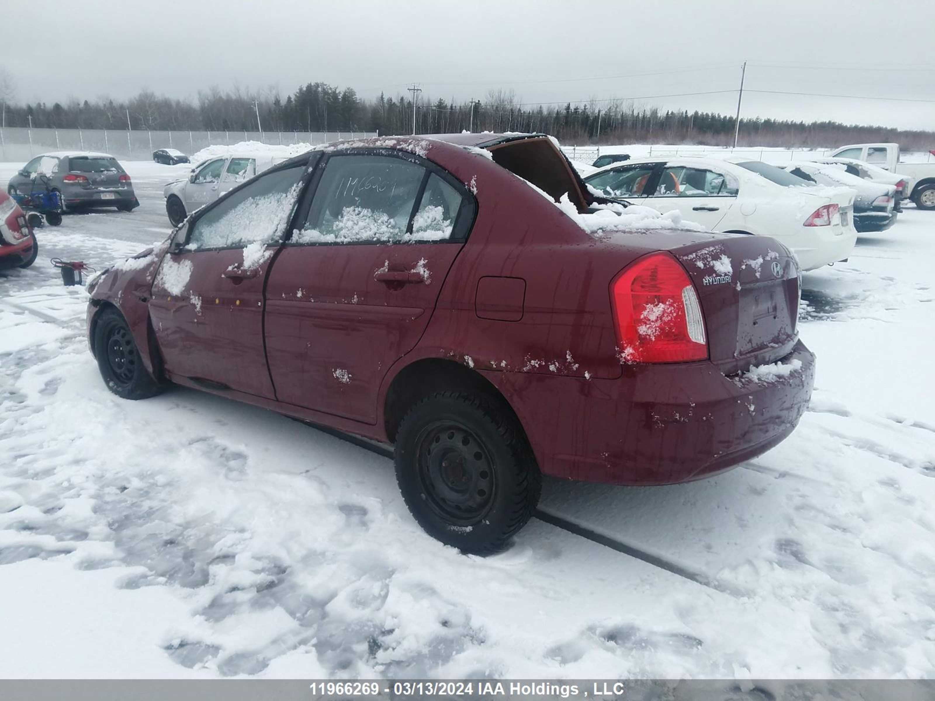 Photo 2 VIN: KMHCN4BC1AU484506 - HYUNDAI ACCENT 