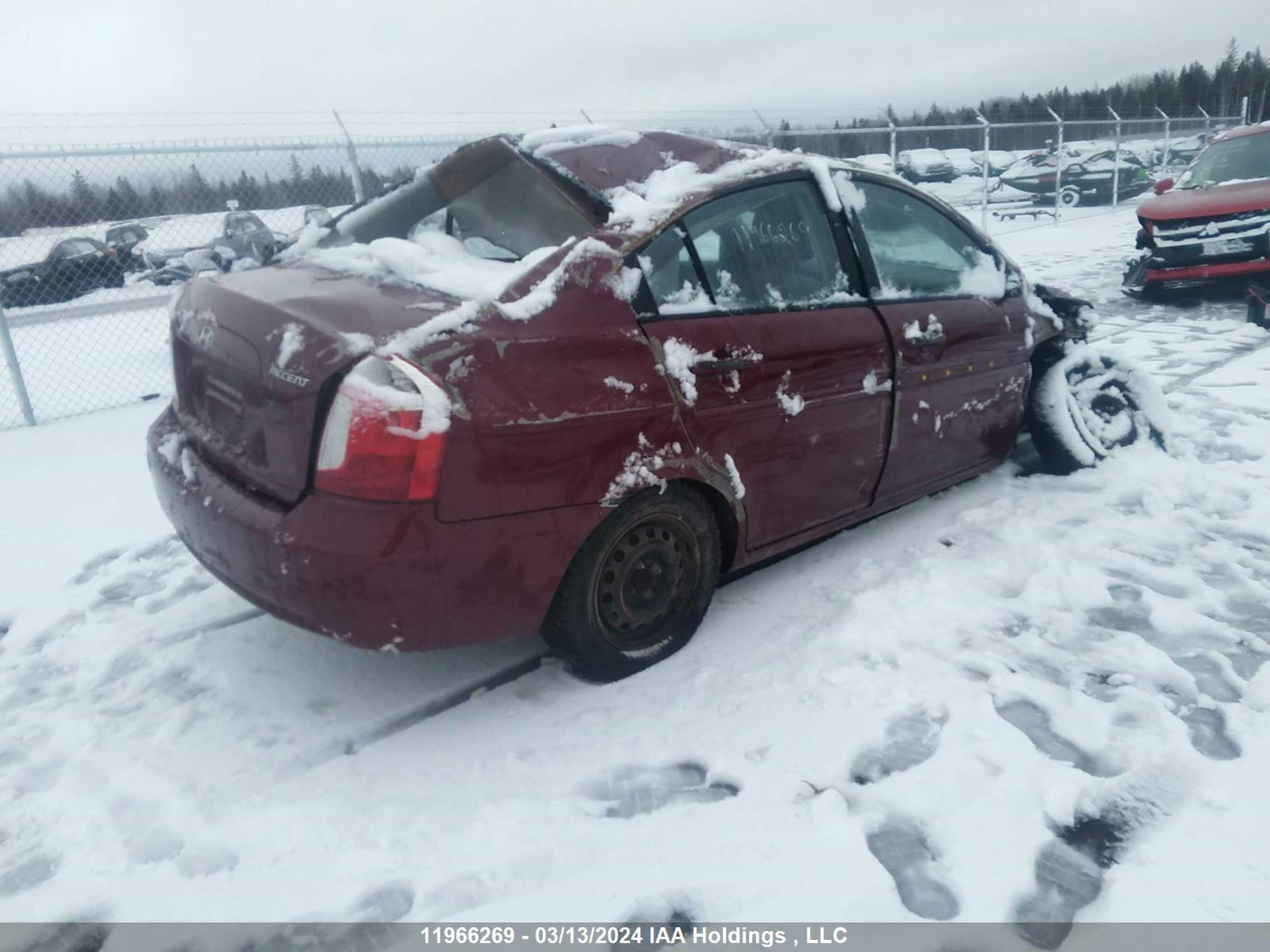 Photo 3 VIN: KMHCN4BC1AU484506 - HYUNDAI ACCENT 