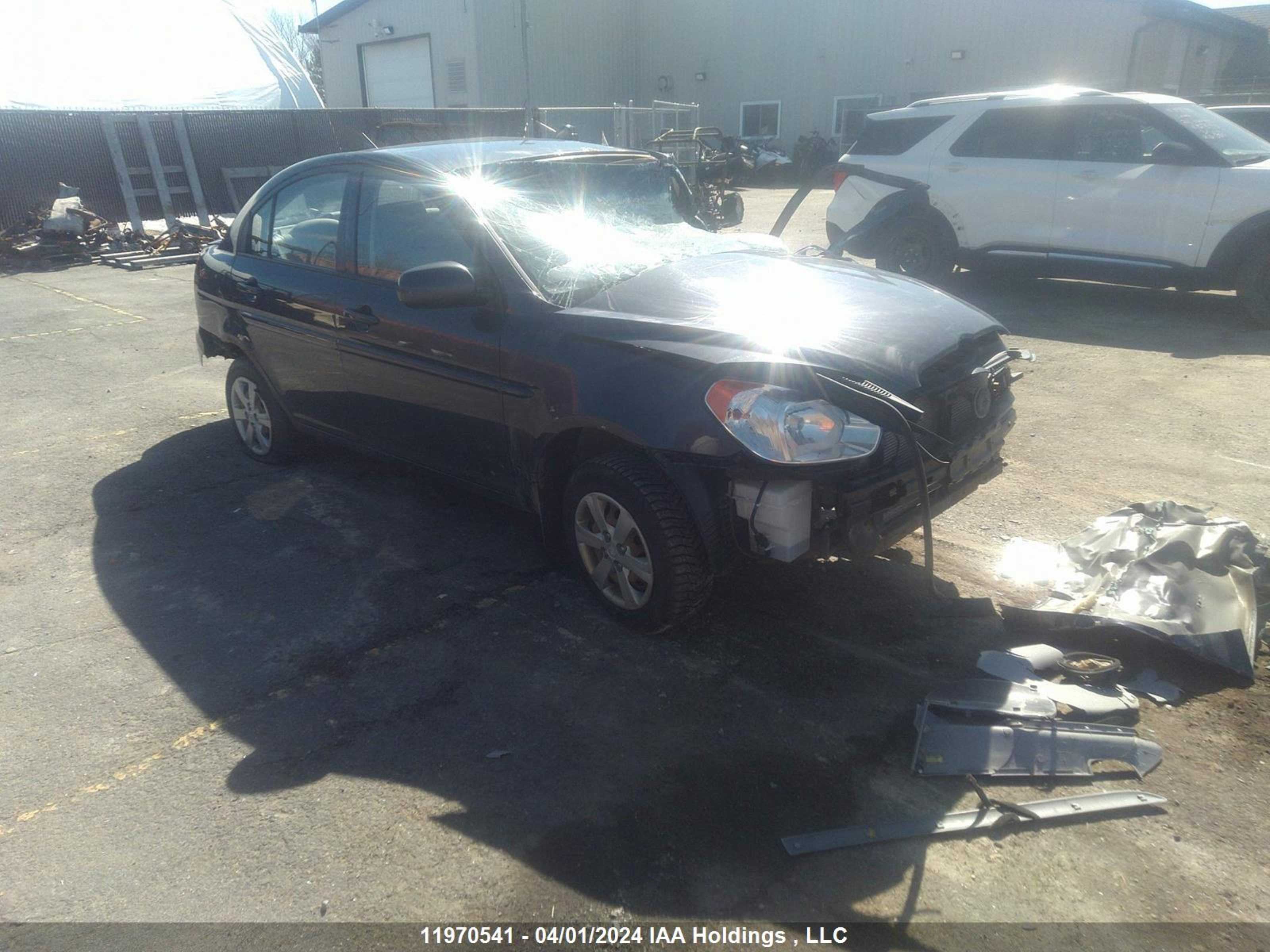 Photo 0 VIN: KMHCN4BC4AU490011 - HYUNDAI ACCENT 