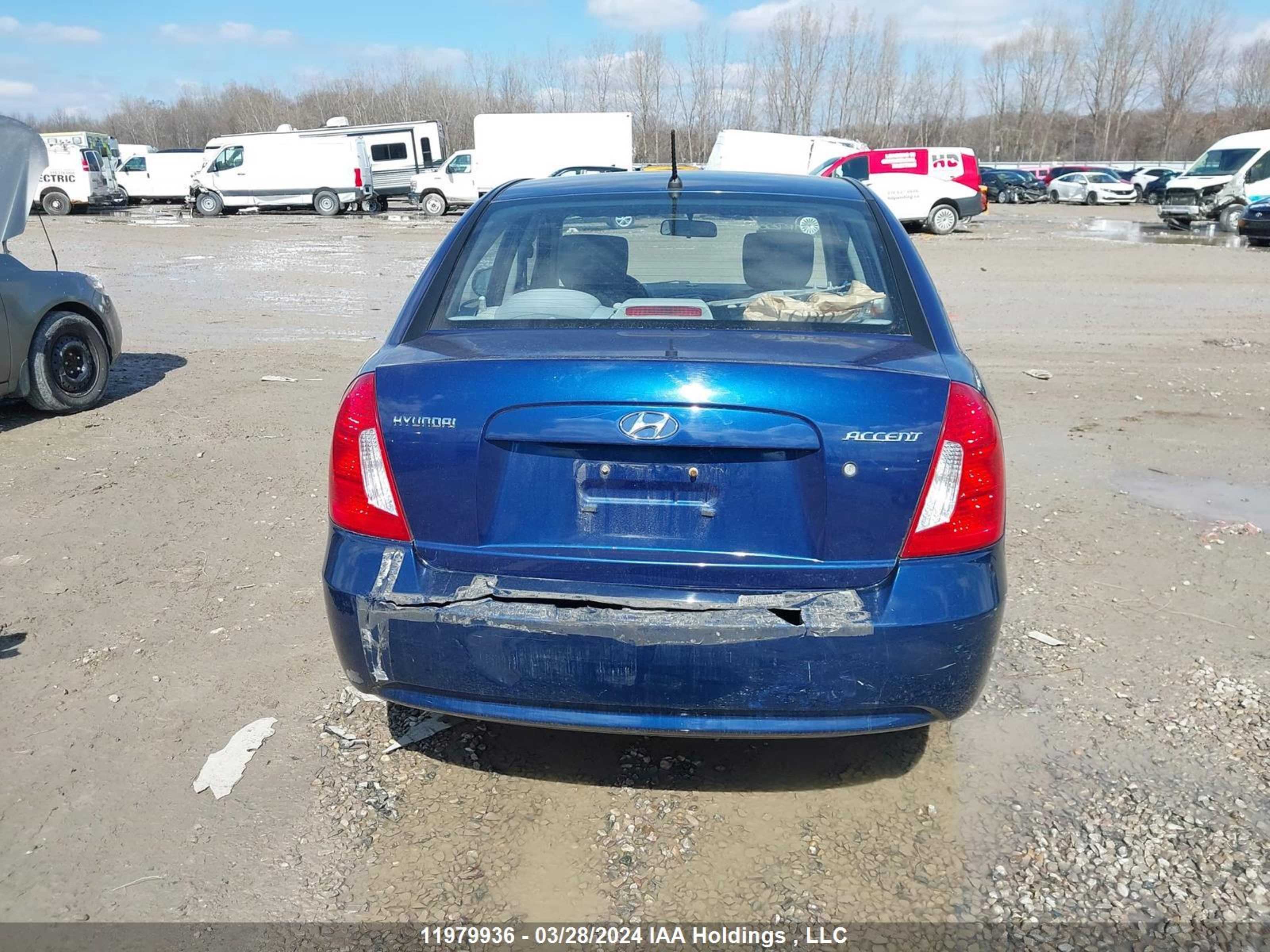 Photo 15 VIN: KMHCN4BC7AU497647 - HYUNDAI ACCENT 