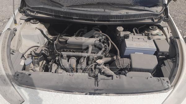 Photo 27 VIN: KMHCT41B0FU811662 - HYUNDAI ACCENT 