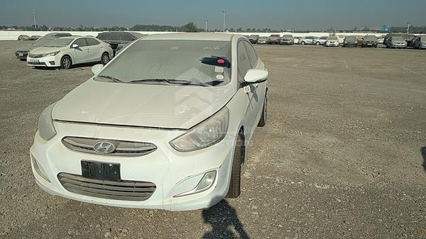 Photo 5 VIN: KMHCT41B0HU235767 - HYUNDAI ACCENT 