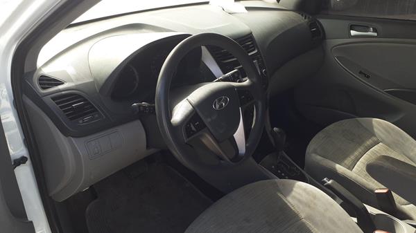 Photo 12 VIN: KMHCT41B3GU041099 - HYUNDAI ACCENT 