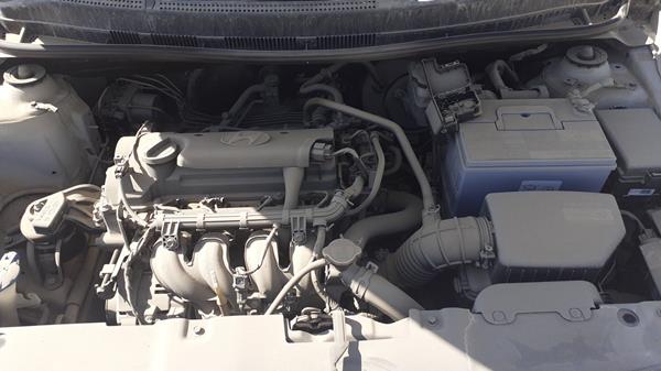 Photo 27 VIN: KMHCT41B9GU054777 - HYUNDAI ACCENT 