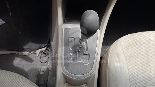 Photo 16 VIN: KMHCT41C0CU063371 - HYUNDAI ACCENT 