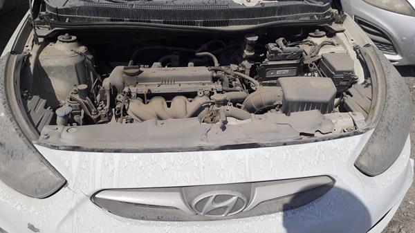 Photo 25 VIN: KMHCT41D0EU552414 - HYUNDAI ACCENT 