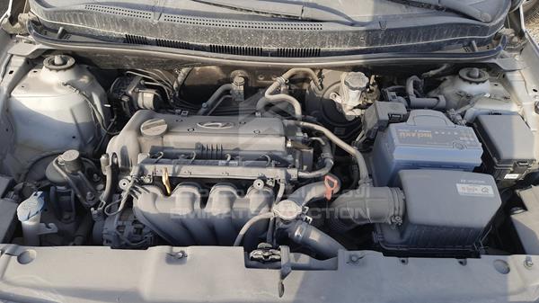 Photo 24 VIN: KMHCT41D1HU273025 - HYUNDAI ACCENT 