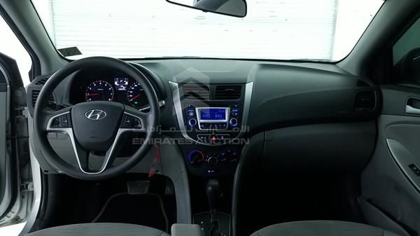 Photo 14 VIN: KMHCT41D1HU279598 - HYUNDAI ACCENT 