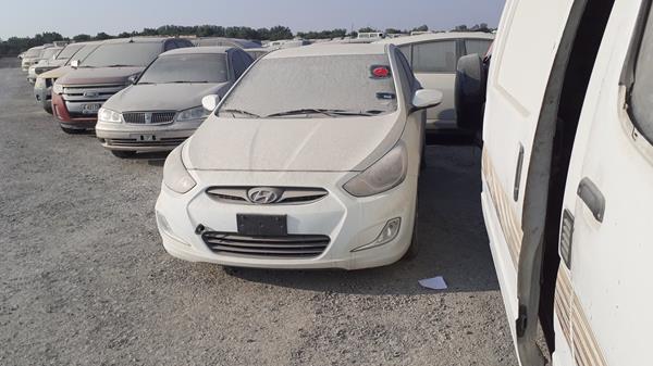 Photo 3 VIN: KMHCT41D6EU465021 - HYUNDAI ACCENT 