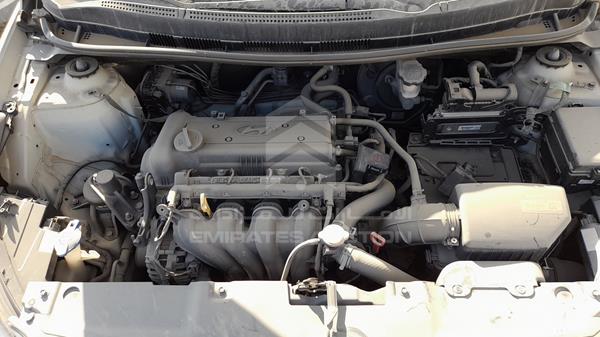 Photo 29 VIN: KMHCT41DXHU268356 - HYUNDAI ACCENT 