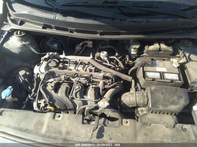 Photo 9 VIN: KMHCT4AE0CU227901 - HYUNDAI ACCENT 