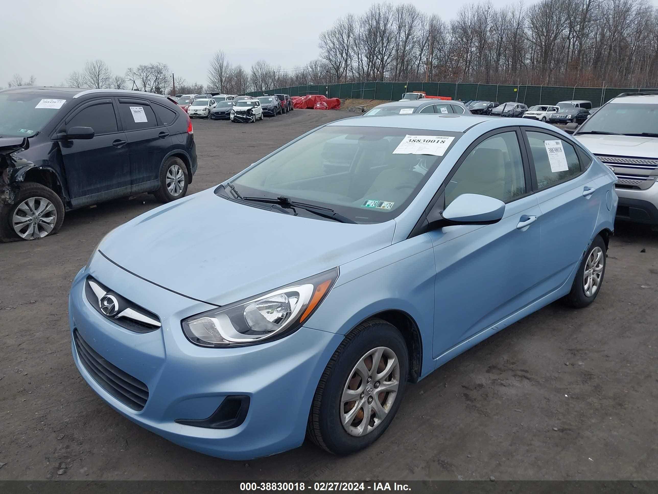 Photo 1 VIN: KMHCT4AE0DU281295 - HYUNDAI ACCENT 