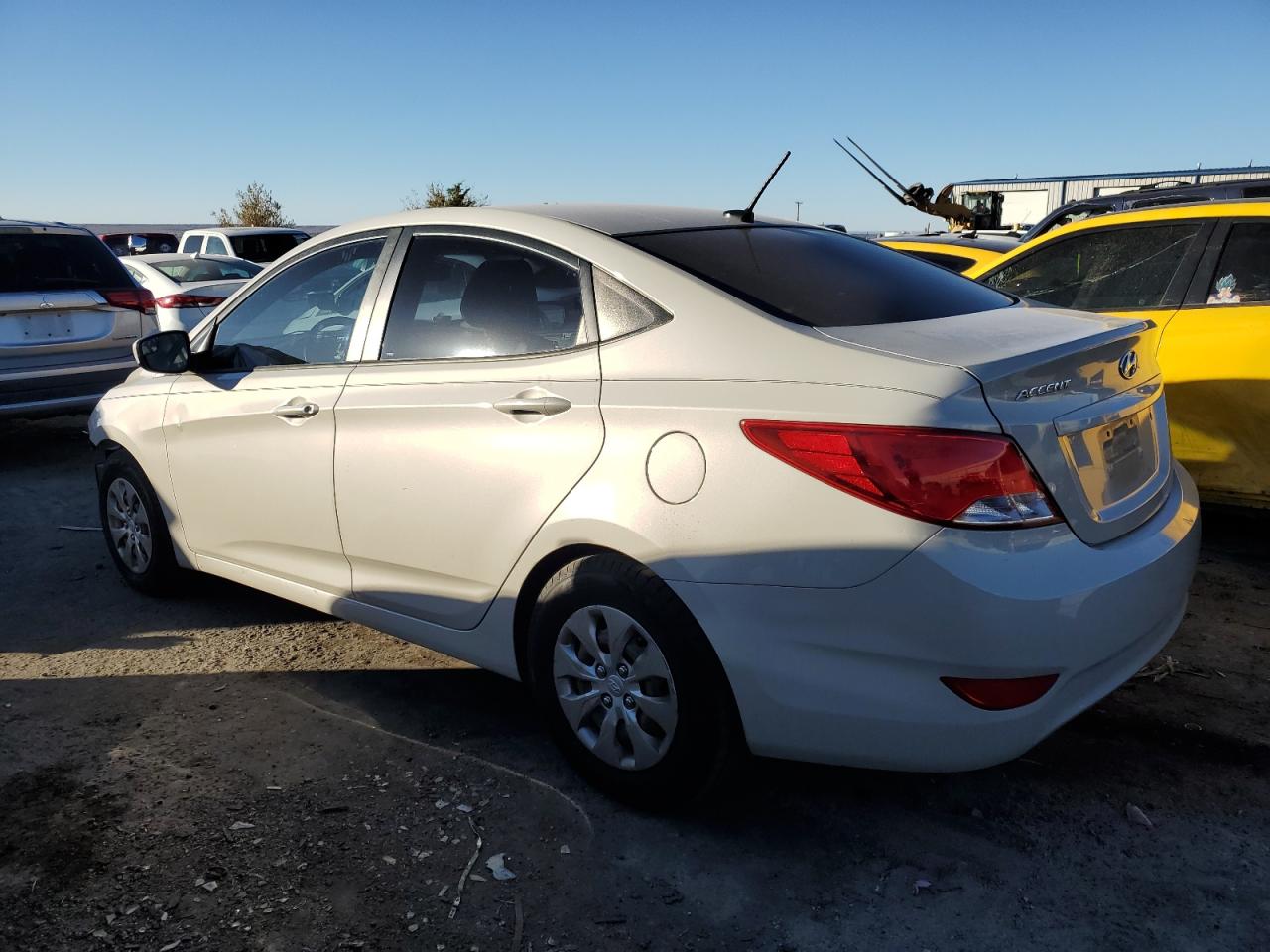 Photo 1 VIN: KMHCT4AE0FU936252 - HYUNDAI ACCENT 