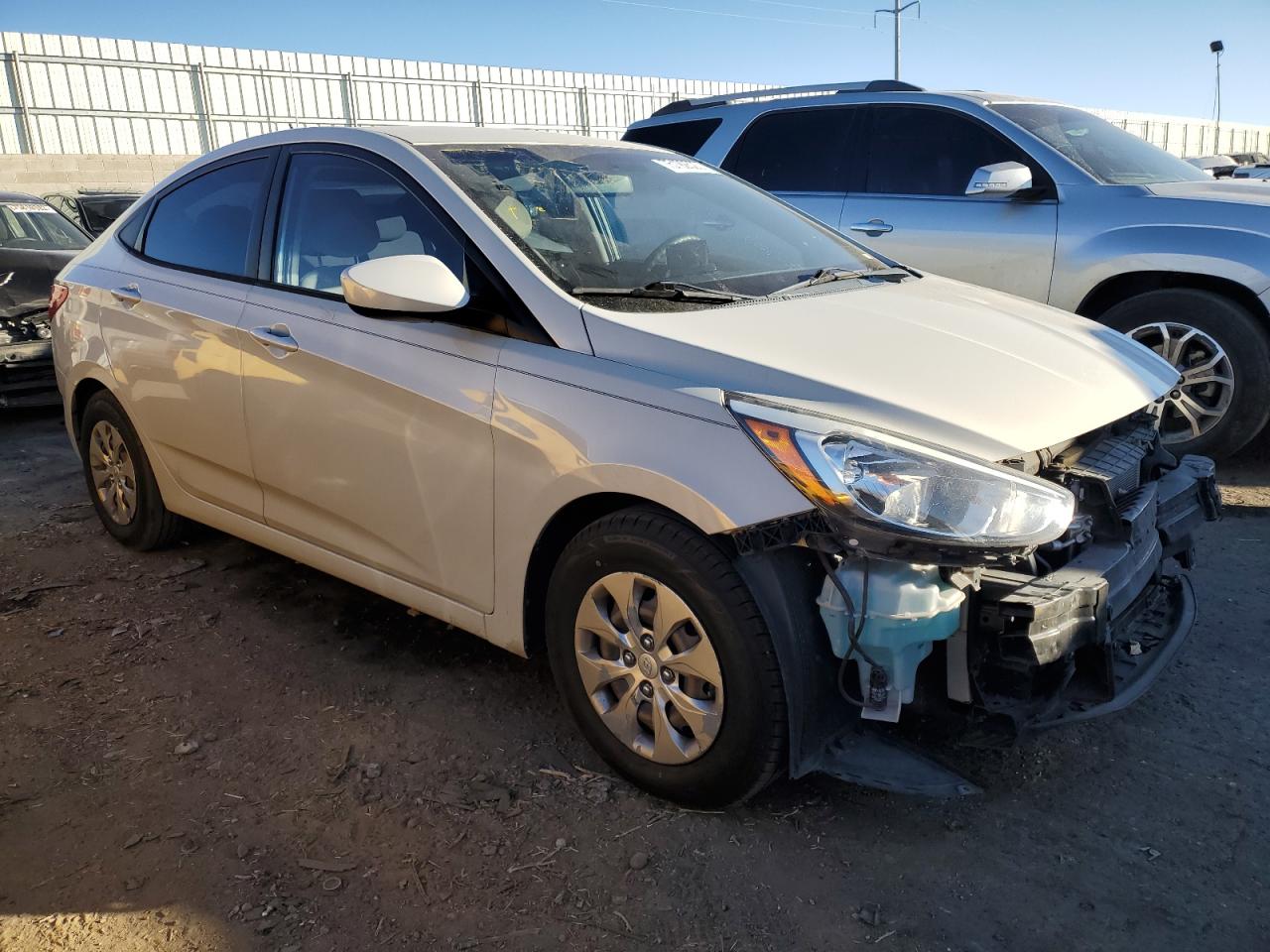 Photo 3 VIN: KMHCT4AE0FU936252 - HYUNDAI ACCENT 