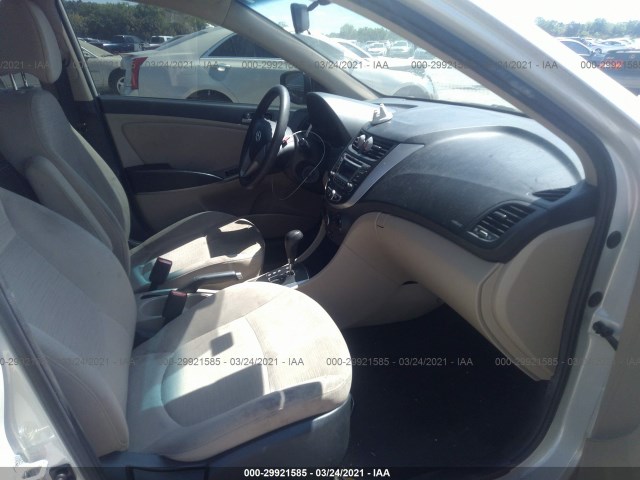 Photo 4 VIN: KMHCT4AE0GU028403 - HYUNDAI ACCENT 