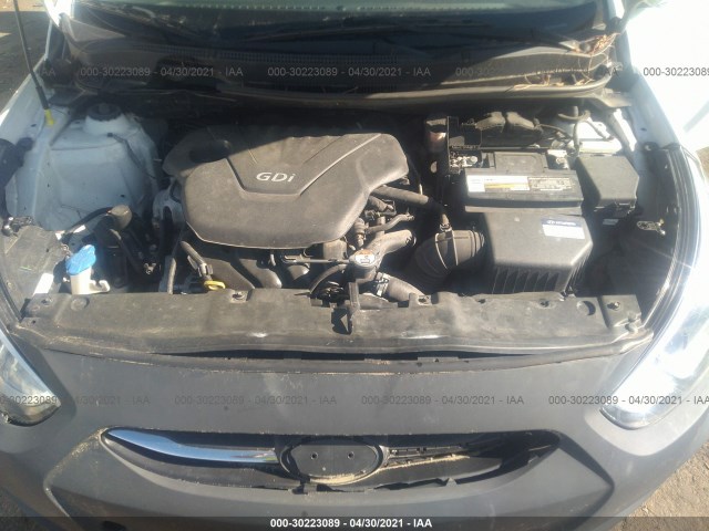 Photo 9 VIN: KMHCT4AE0GU058954 - HYUNDAI ACCENT 