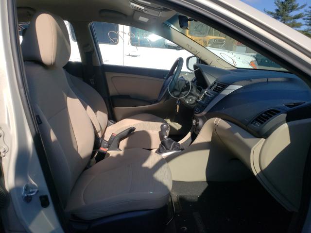 Photo 4 VIN: KMHCT4AE0GU085779 - HYUNDAI ACCENT SE 