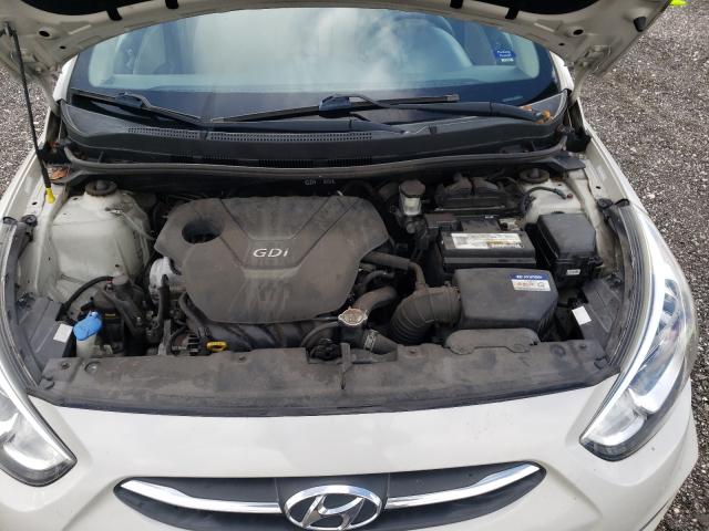 Photo 6 VIN: KMHCT4AE0GU963971 - HYUNDAI ACCENT SE 