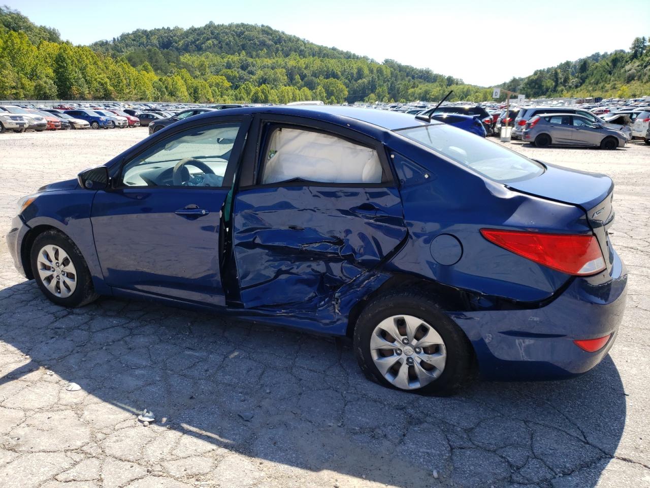 Photo 1 VIN: KMHCT4AE0HU206733 - HYUNDAI ACCENT 