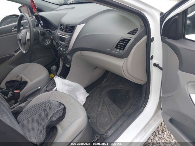 Photo 4 VIN: KMHCT4AE0HU273137 - HYUNDAI ACCENT 