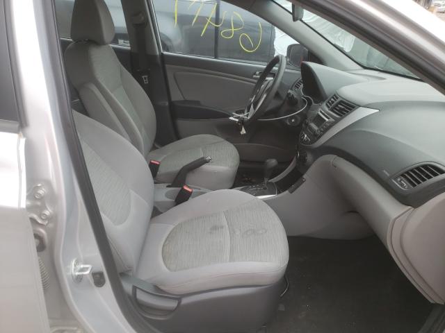 Photo 4 VIN: KMHCT4AE0HU283036 - HYUNDAI ACCENT SE 