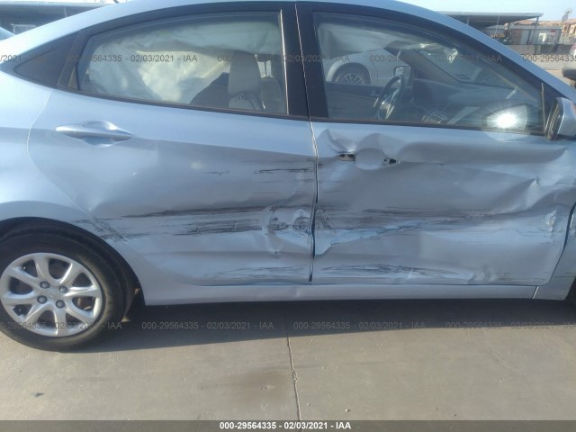 Photo 5 VIN: KMHCT4AE1CU258431 - HYUNDAI ACCENT 