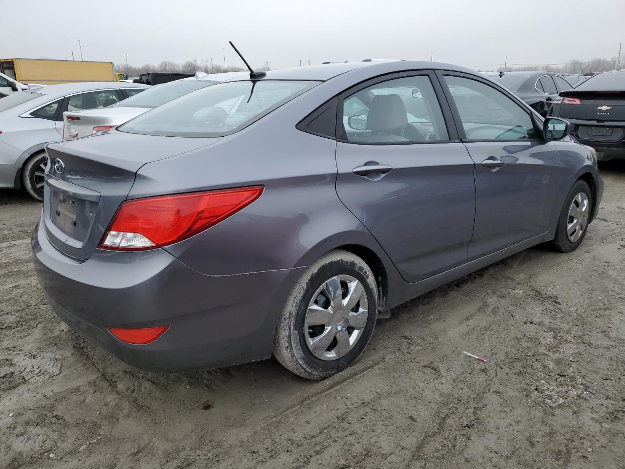 Photo 2 VIN: KMHCT4AE1GU031892 - HYUNDAI ACCENT 