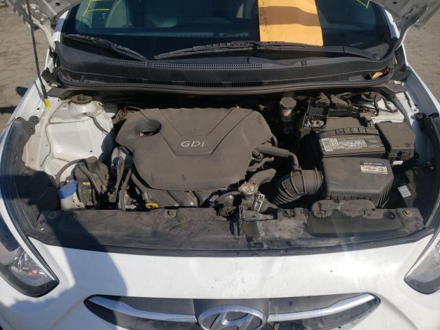 Photo 6 VIN: KMHCT4AE1GU067663 - HYUNDAI ACCENT SE 