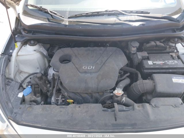 Photo 9 VIN: KMHCT4AE1GU073124 - HYUNDAI ACCENT 