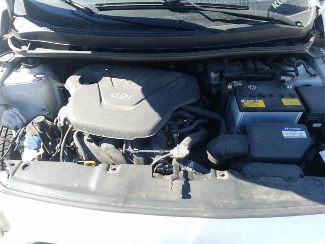 Photo 6 VIN: KMHCT4AE1HU174441 - HYUNDAI ACCENT SE 