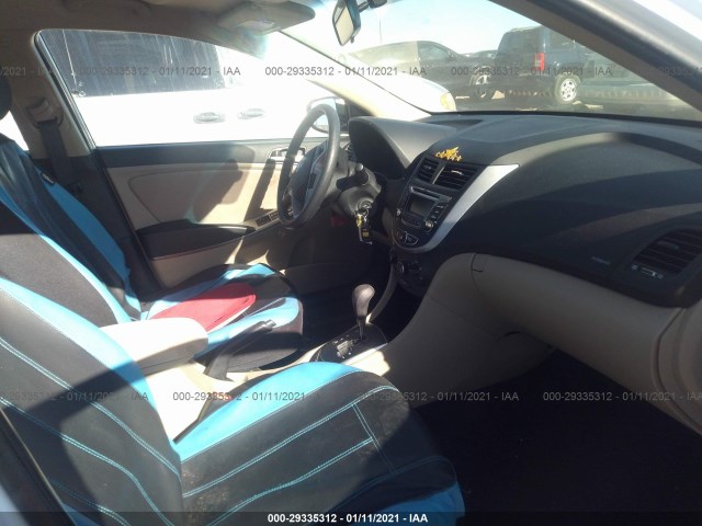 Photo 4 VIN: KMHCT4AE1HU225100 - HYUNDAI ACCENT 