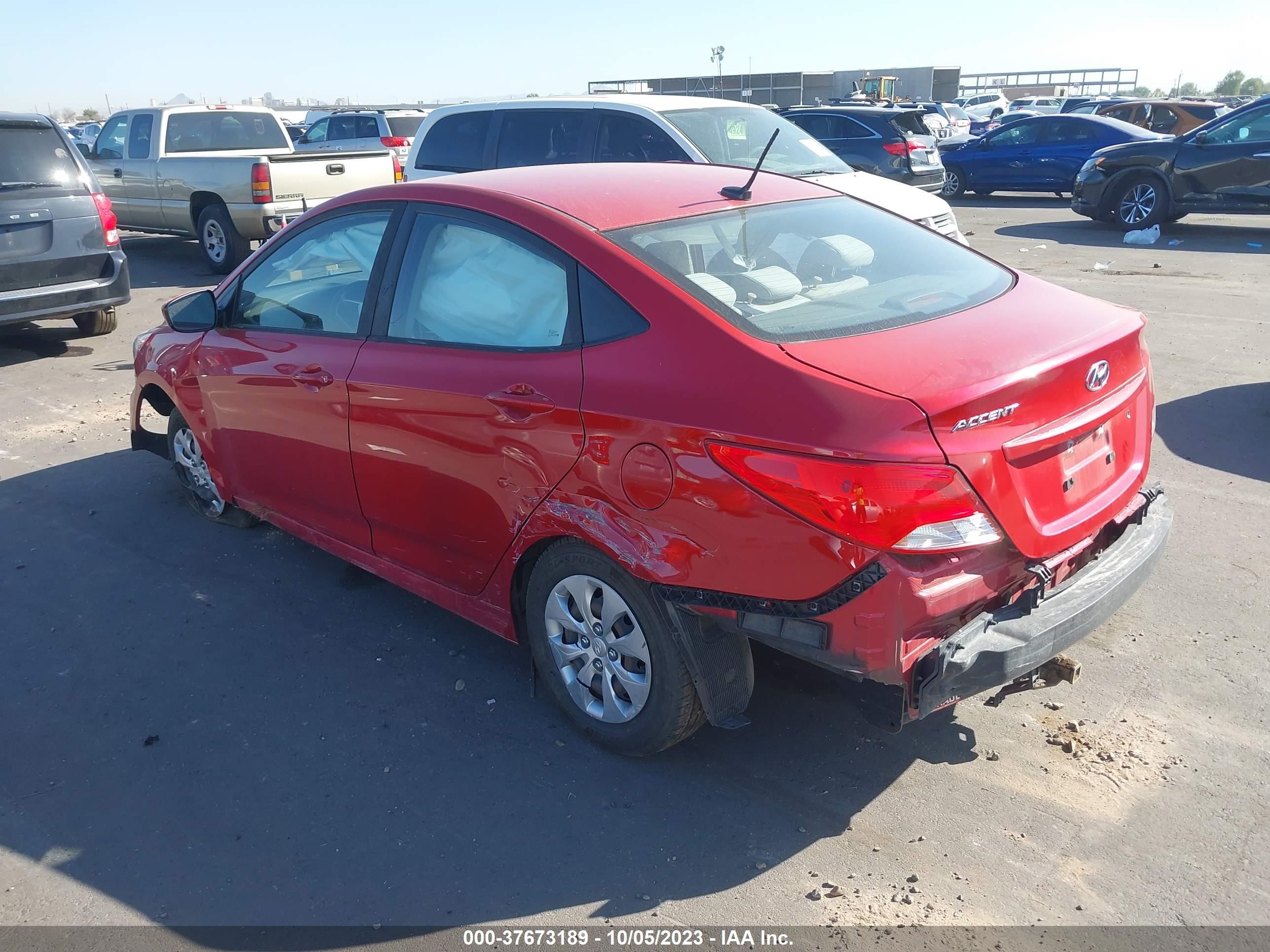 Photo 2 VIN: KMHCT4AE1HU272711 - HYUNDAI ACCENT 