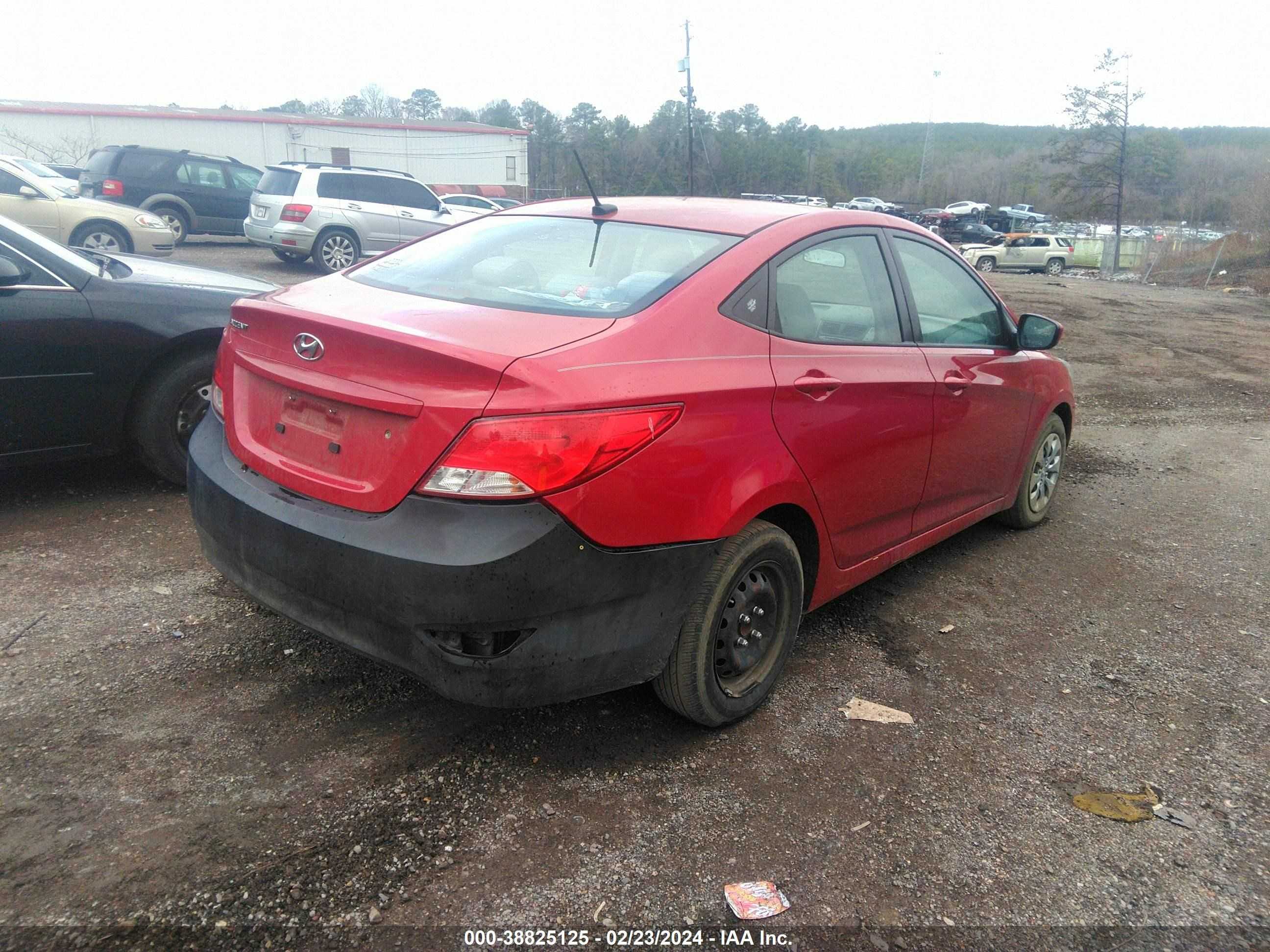 Photo 4 VIN: KMHCT4AE1HU288794 - HYUNDAI ACCENT 