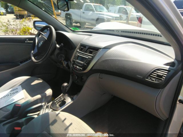 Photo 4 VIN: KMHCT4AE1HU318554 - HYUNDAI ACCENT 