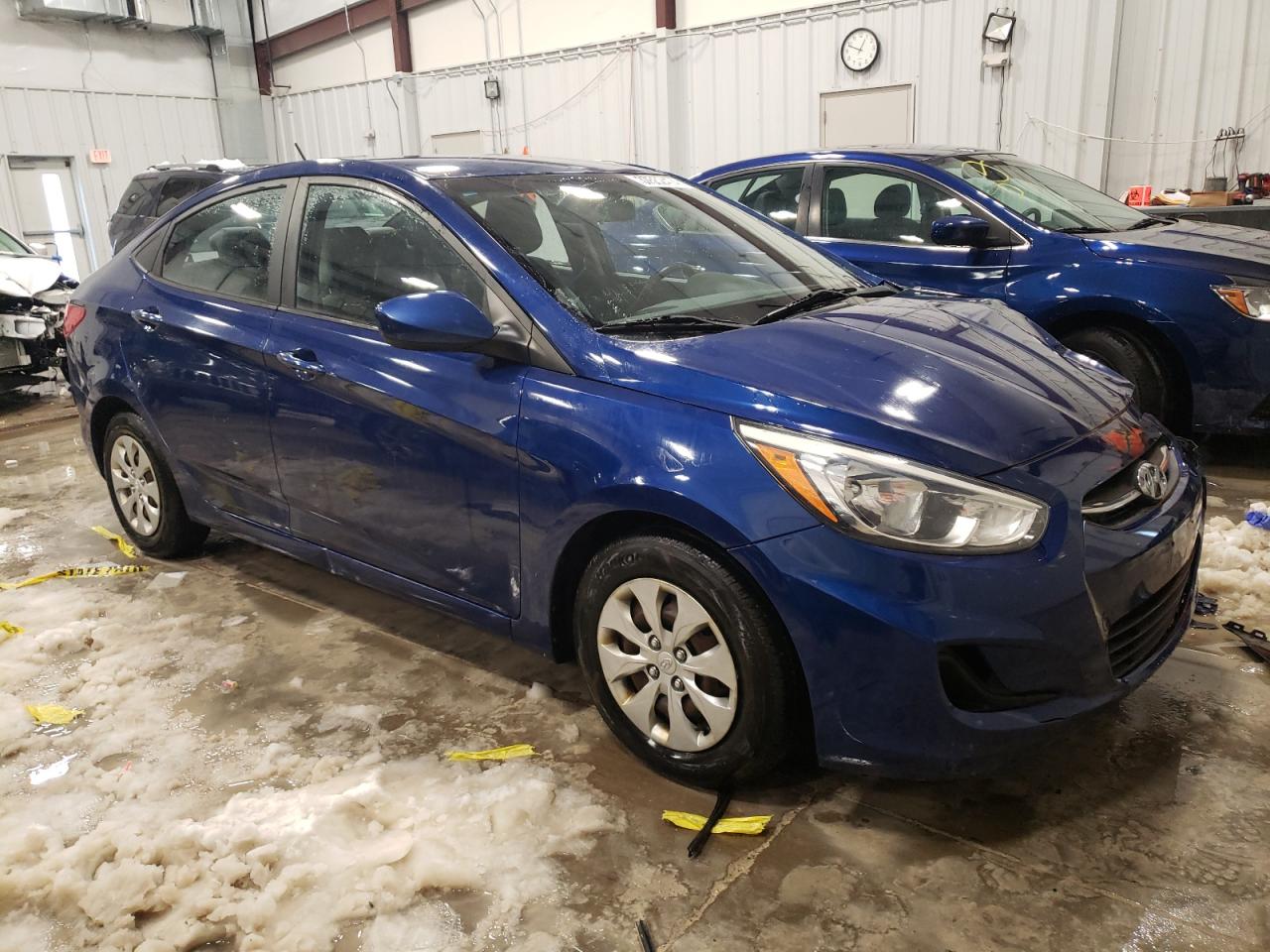 Photo 3 VIN: KMHCT4AE2FU795569 - HYUNDAI ACCENT 