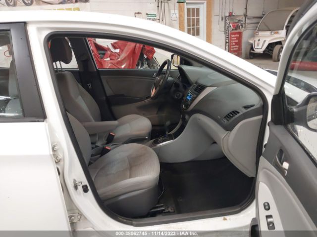 Photo 4 VIN: KMHCT4AE2FU806103 - HYUNDAI ACCENT 