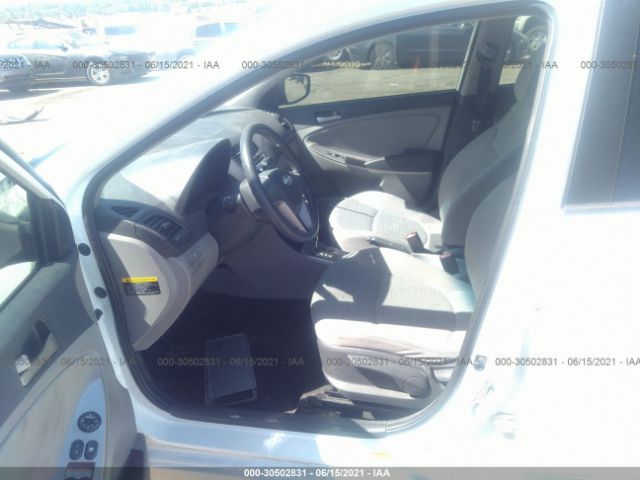 Photo 4 VIN: KMHCT4AE2FU821104 - HYUNDAI ACCENT 