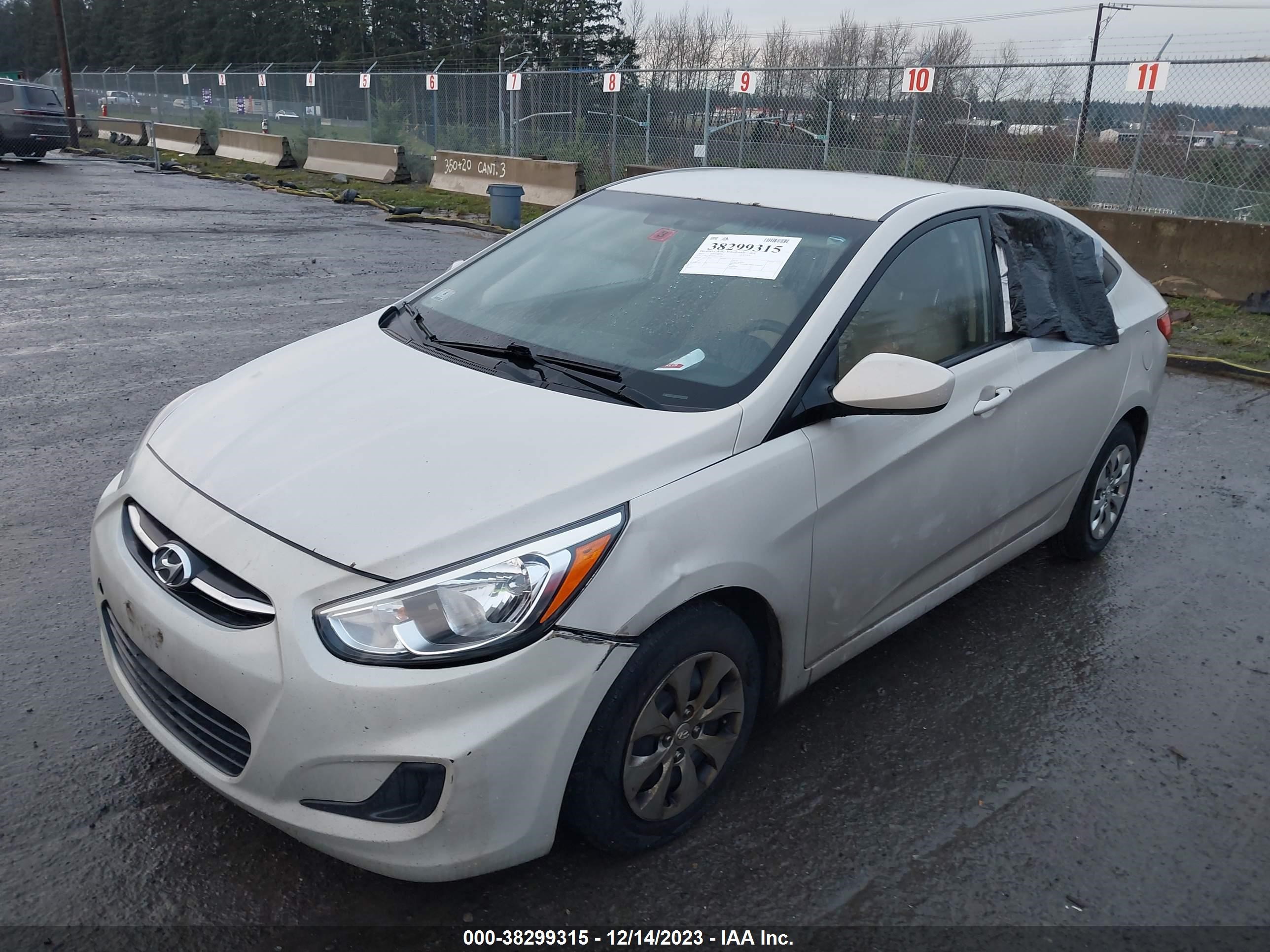 Photo 1 VIN: KMHCT4AE2FU903284 - HYUNDAI ACCENT 