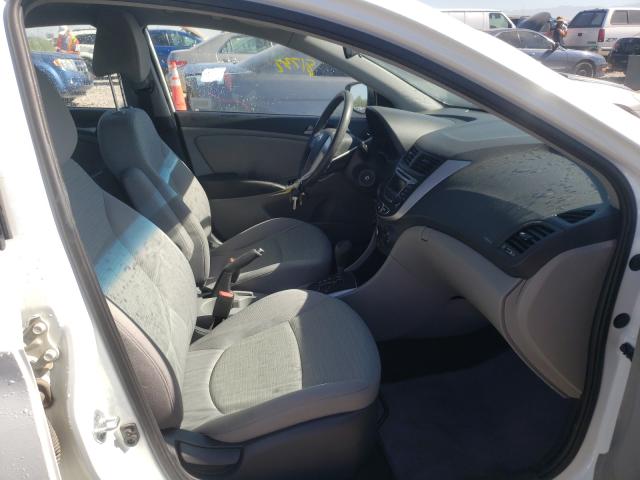 Photo 4 VIN: KMHCT4AE2GU012526 - HYUNDAI ACCENT SE 