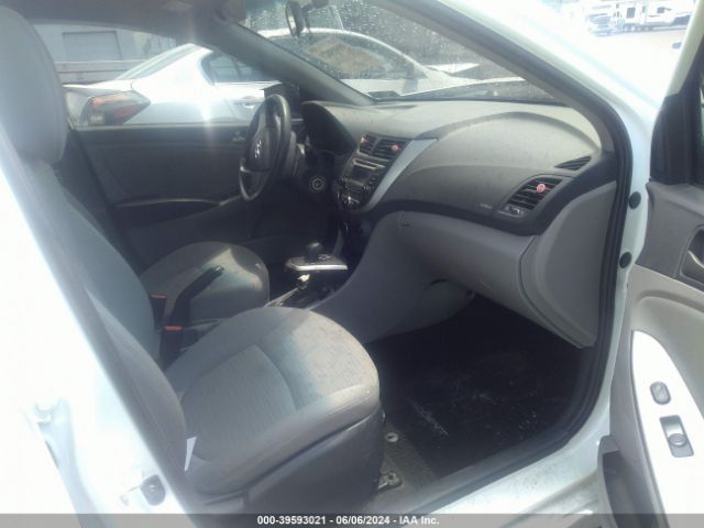 Photo 4 VIN: KMHCT4AE2GU017323 - HYUNDAI ACCENT 