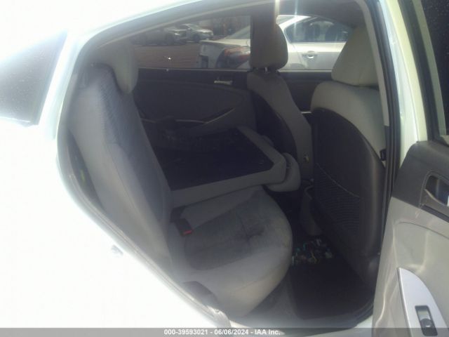 Photo 7 VIN: KMHCT4AE2GU017323 - HYUNDAI ACCENT 