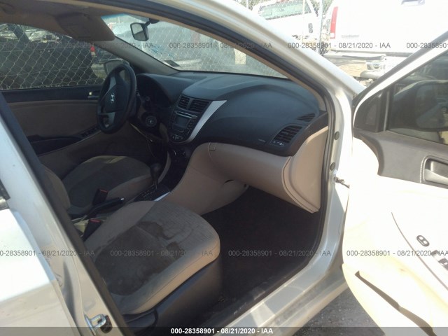 Photo 4 VIN: KMHCT4AE2GU060740 - HYUNDAI ACCENT 