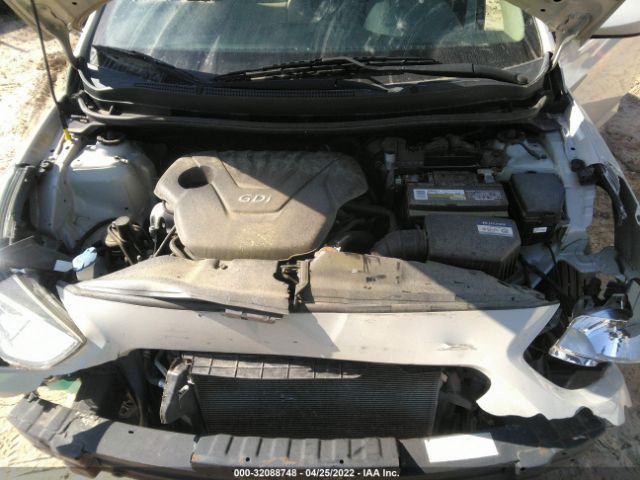 Photo 9 VIN: KMHCT4AE2GU063539 - HYUNDAI ACCENT 