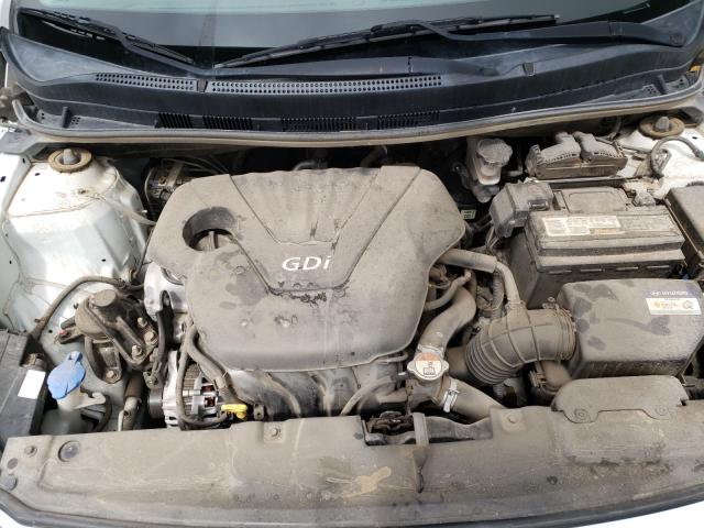 Photo 6 VIN: KMHCT4AE2GU104817 - HYUNDAI ACCENT SE 