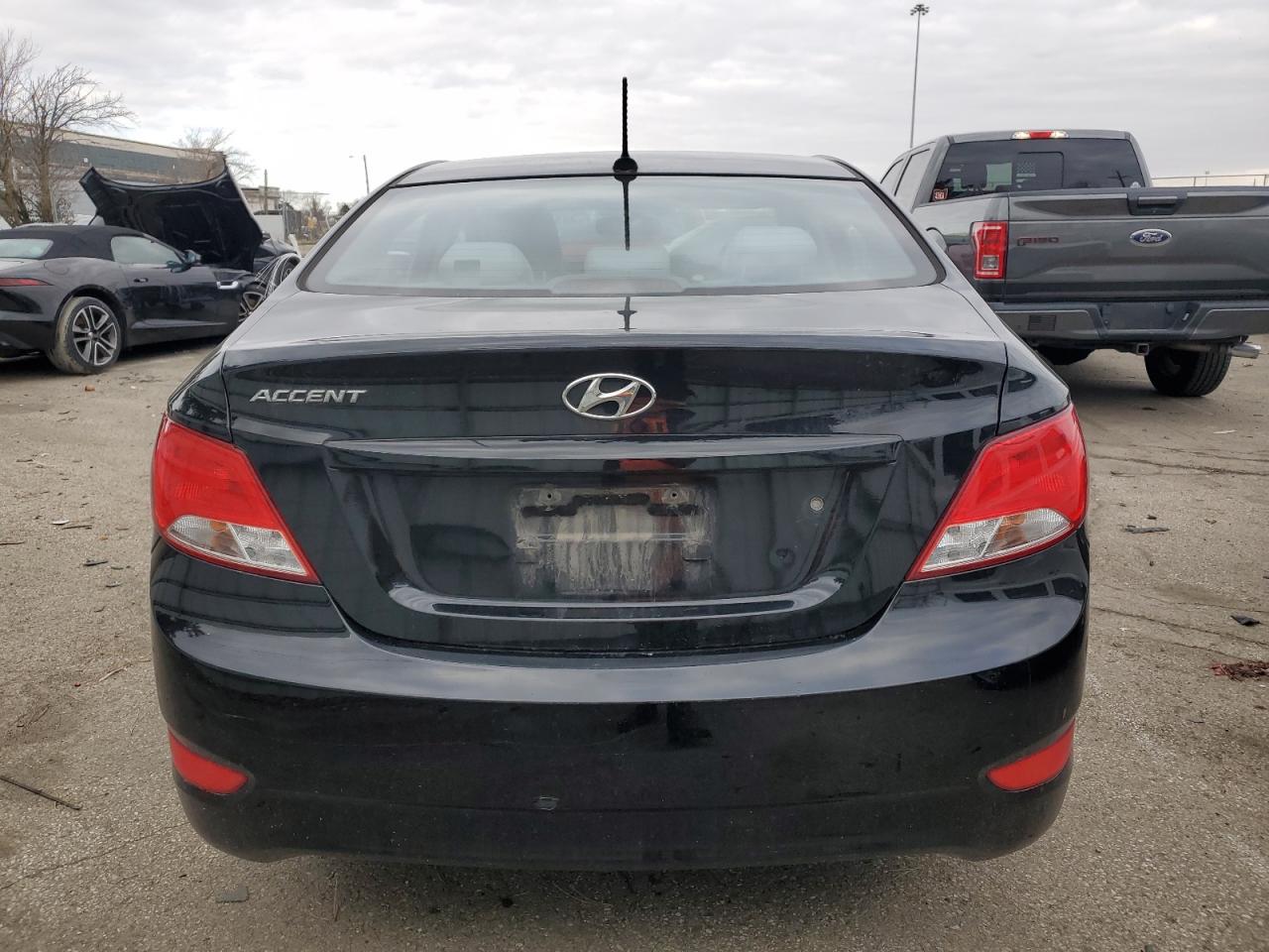 Photo 5 VIN: KMHCT4AE2HU268618 - HYUNDAI ACCENT 