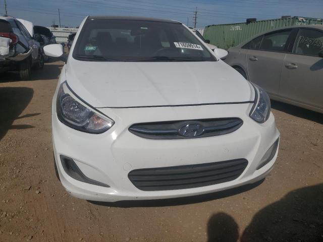 Photo 4 VIN: KMHCT4AE2HU310656 - HYUNDAI ACCENT SE 