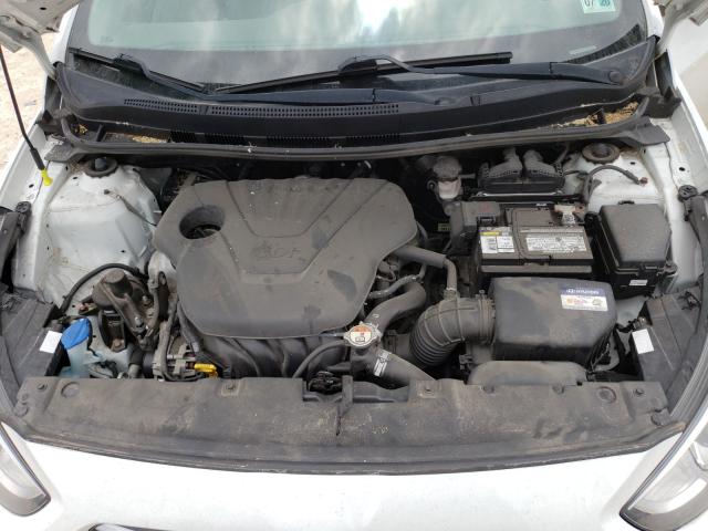 Photo 6 VIN: KMHCT4AE2HU323276 - HYUNDAI ACCENT SE 